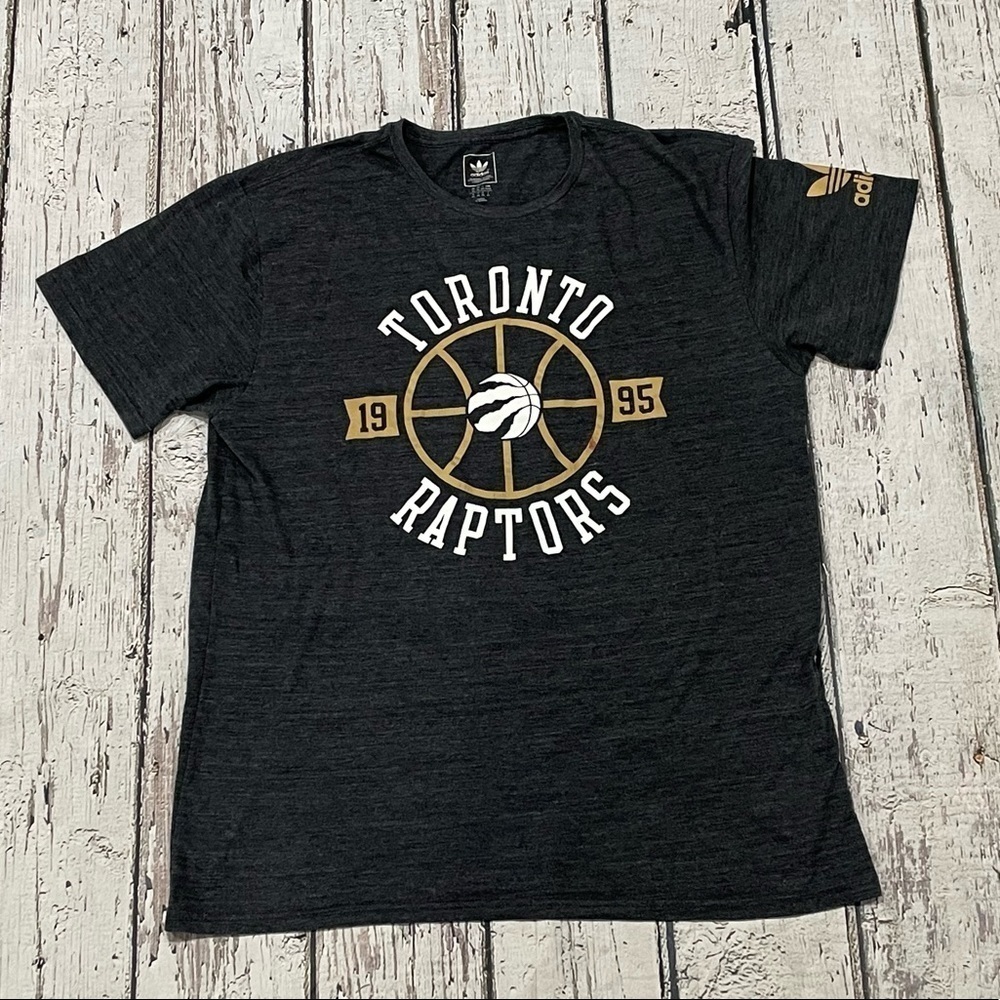 Toronto Raptors Adidas NBA Basketball Crewneck Sports Tee Top Tshirt